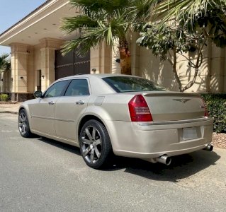 كرايزلر 2006 للبيع