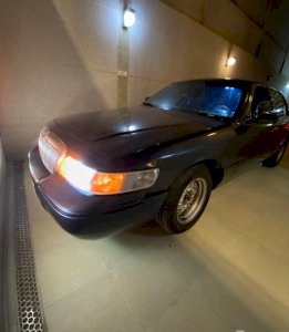 للبيع ماركيز 2001