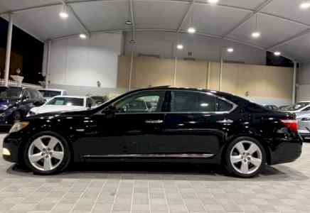 لكزس LS460 مستعمل 2009 للبيع حالة الوكاله شرط